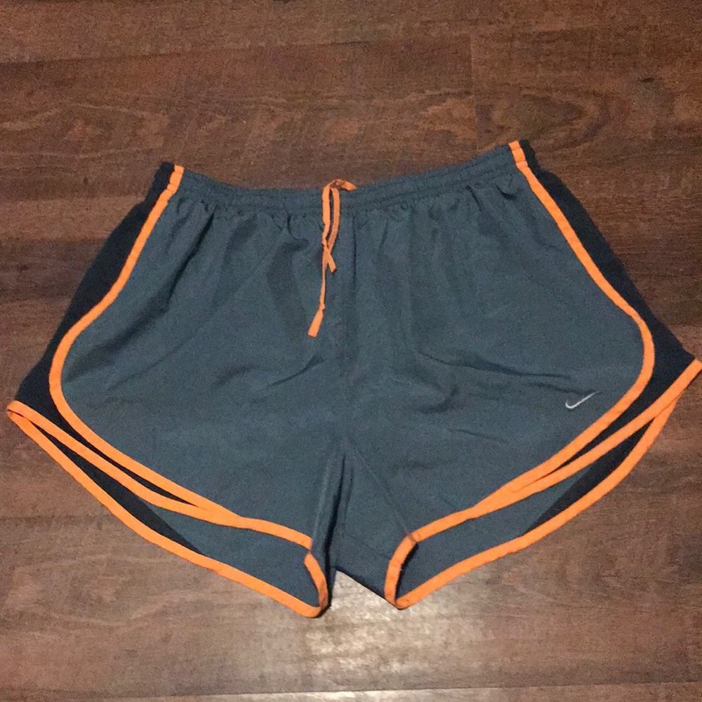 Nike shorts XXL
